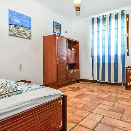 Casa vacanze Cozy In With Wifi Fournès